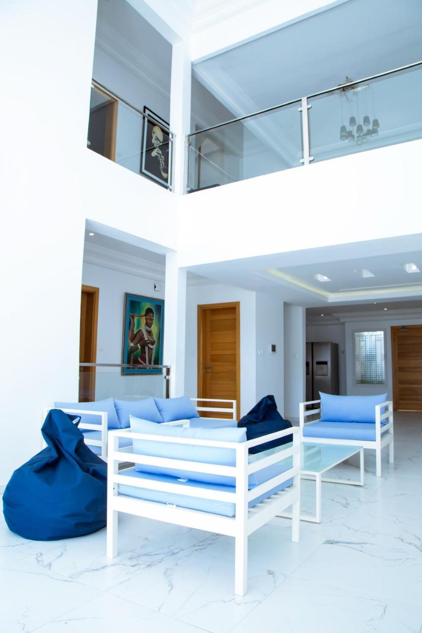 Villa Somone Pied Dans L'Eau Bagian luar foto
